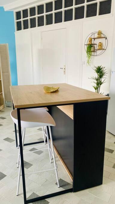 Urban Zen Appart Spacieux Studio Atypique Avec Bain A Remous Proche De Tout Πουάντ-α-Πιτρ Εξωτερικό φωτογραφία