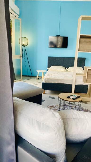 Urban Zen Appart Spacieux Studio Atypique Avec Bain A Remous Proche De Tout Πουάντ-α-Πιτρ Εξωτερικό φωτογραφία