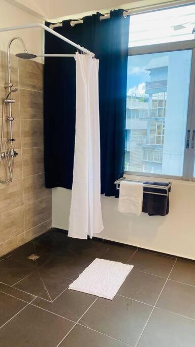 Urban Zen Appart Spacieux Studio Atypique Avec Bain A Remous Proche De Tout Πουάντ-α-Πιτρ Εξωτερικό φωτογραφία